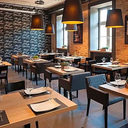 Qbatura Cafe &