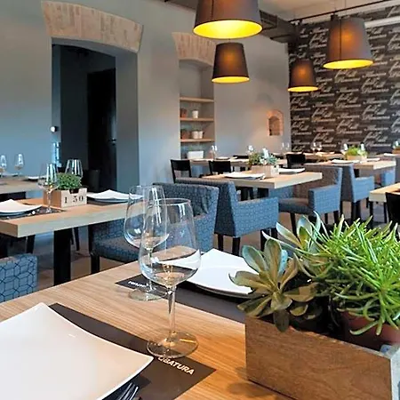 Qbatura Cafe & Hotel 4*