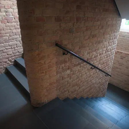 Hotel Qbatura Cafe & 4*