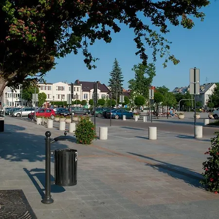 מלון Qbatura Cafe & Ciechanów